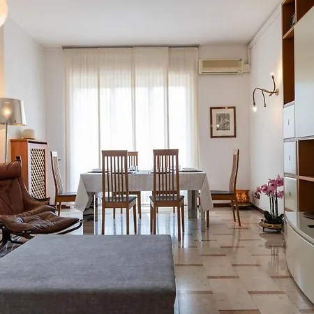 Gerry's House Lägenhet *